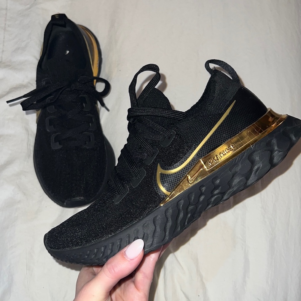 Nike Infinity React
